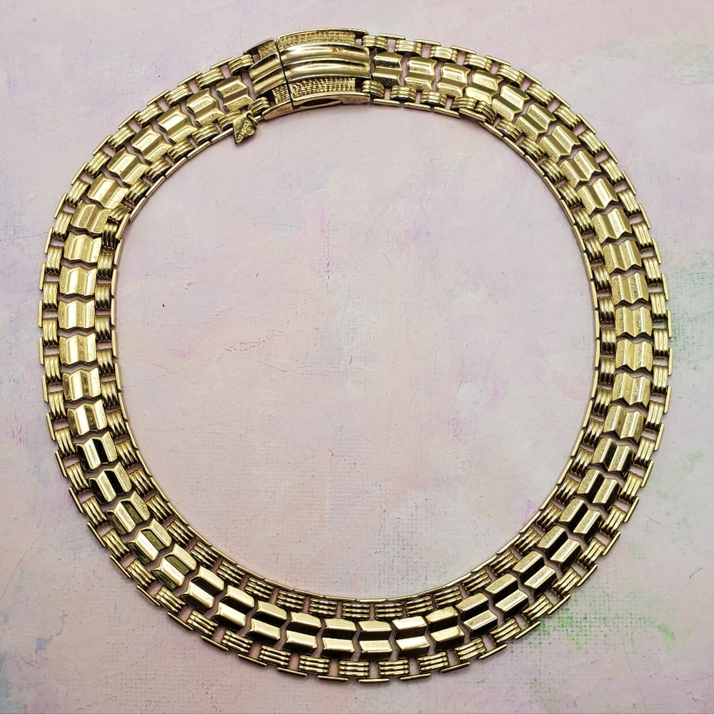 Sarah Cov Coventry Collar Necklace
